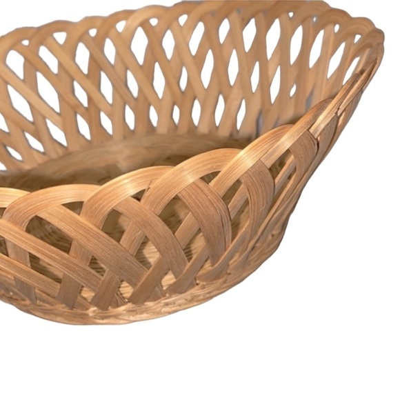 Vintage Other - VINTAGE straw wicker basket decor